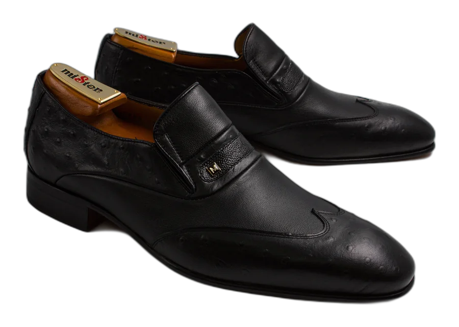 Black Ostrich Wingtip