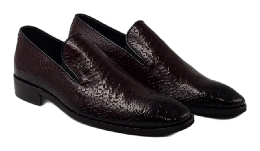 Burgundy Patent Scaled Shoes